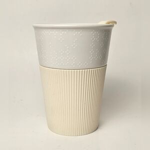 Starbucks 2013 Ceramic Travel Mug w/ Lid – 8oz White Textured Cup